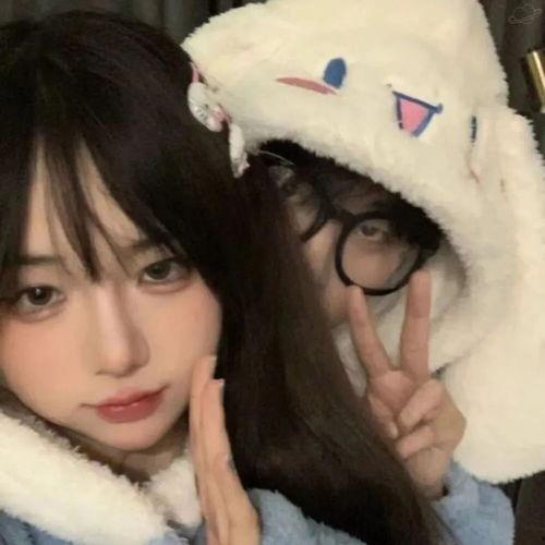 娱乐吃瓜酱情侣头像,娱乐吃瓜酱情侣头像，甜蜜个性两不误