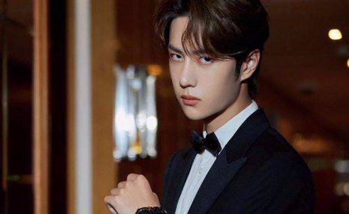 吃瓜娱乐王一博,吃瓜娱乐背后的实力派偶像