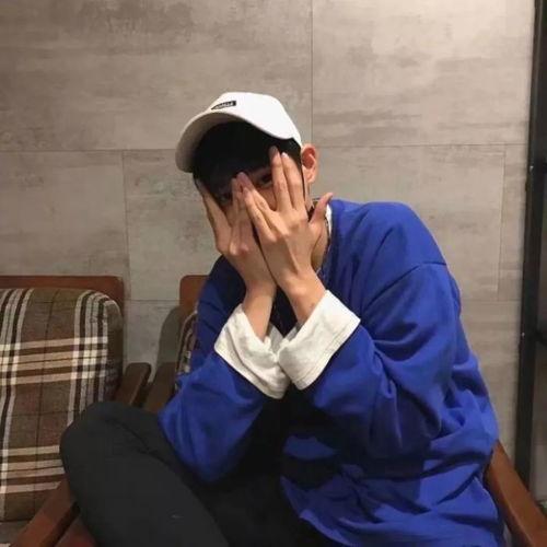 娱乐吃瓜头像男生霸气,娱乐吃瓜头像男生风采独树一帜