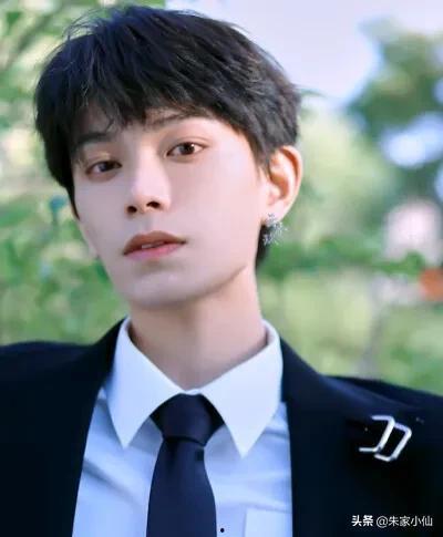 娱乐吃瓜丁禹兮,娱乐吃瓜界的“瓜王”